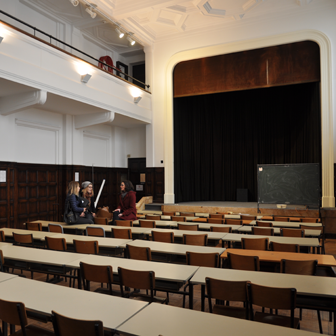 salle theatre foyer international